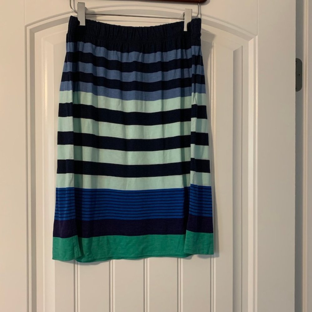 LOFT skirt in blue stripes